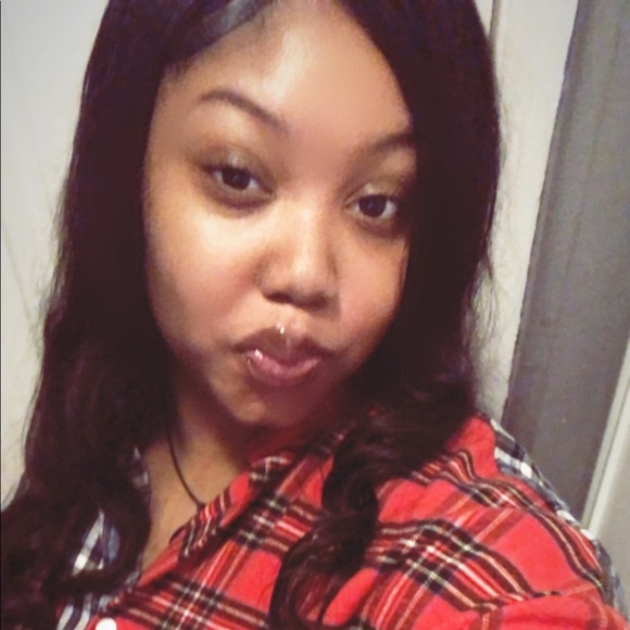 Meet your Posher, Zay - Picture 1 of 1